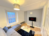 Luxury 2 Bed Apartment - FREE Parking - Asunnot