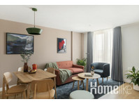 Bright one-bedroom apartment on Paradise Street - อพาร์ตเม้นท์