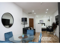 Fantastic Spacious Studio Apartment - Lejligheder