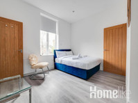 Modern 1 bedroom apartment in Manchester - Lakások