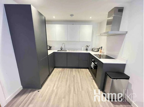 Modern Two Bedroom Two Bathroom with Parking - Apartamentos
