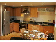 Modern 2 bedroom apartment Bailey Court - Byty
