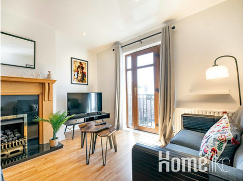Pass the Keys | Beautiful 2 Bedroom Apartment Queens… - Апартмани/Станови