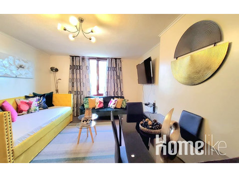 2 bed apartment by Sensational Stay Serviced Accommodation - Apartments