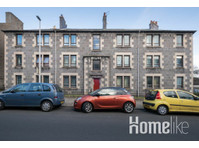 Bright and Airy 4 bed flat - Apartments