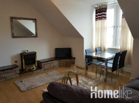 Lovely and central 2 bedroom flat, centrally located - アパート