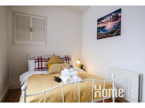 Impresionante apartamento de 1 dormitorio en Aberdeen - Pisos