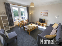 Bright, 2 Bedroom West End Apartment ☆ - Apartments