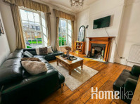FLOOR 2-BEDROOM APARTMENT IN THE CITY CENTER OF GLASGOW - குடியிருப்புகள்  