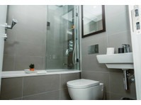 Flatio - all utilities included - The Glass House VIP… - For Rent