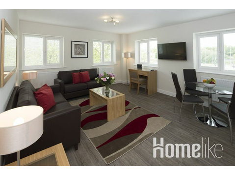 Deluxe One Bedroom Apartment in Bracknell - Apartments