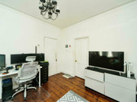 spacious one bedroom flat in Brighton - Căn hộ