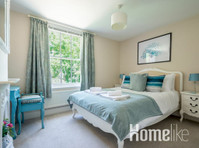 Charming 2 bed cottage with parking in Canterbury - குடியிருப்புகள்  