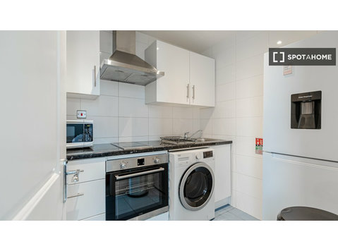 1-Bedroom Apartment for rent in Earl's Court, London - アパート