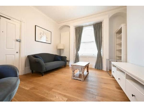 1 bedroom Mornington Crescent - Lakások