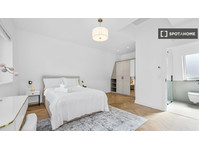 1 bedroom apartment for rent in Chiswick Riverside, London