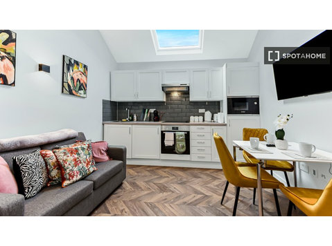 1-bedroom apartment for rent in Romford, London - Apartments