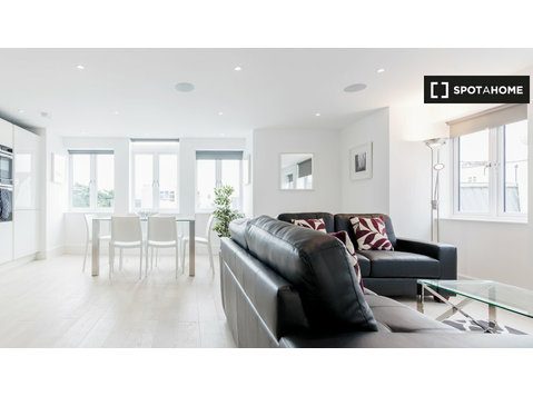 2-Bedroom Apartment for rent in Ealing, London - Lakások