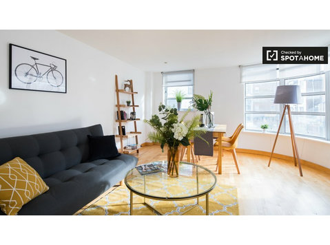 2-Bedroom Apartment for rent in Spitalfields, London - Apartments