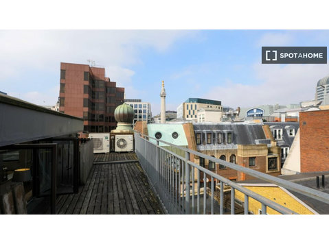 Apartamento de 2 habitaciones en alquiler en Billingsgate,… - Pisos