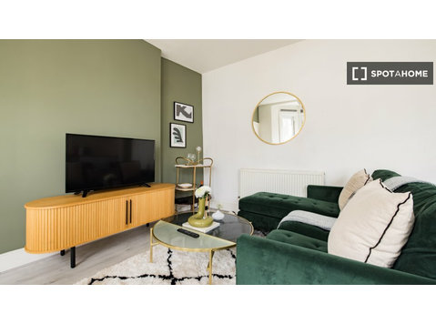 Apartamento de 2 quartos para alugar em Brixton Hill,… - Apartamentos