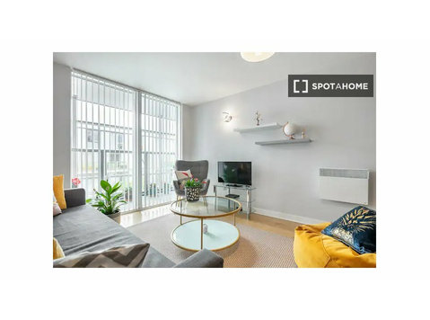 Apartamento de 2 habitaciones en alquiler en Londres - Pisos