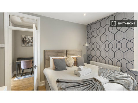 2-bedroom apartment for rent in London - Căn hộ