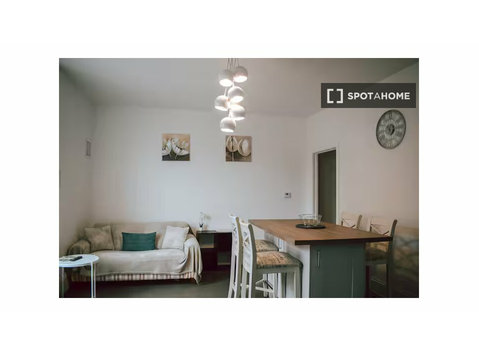 2-bedroom apartment for rent in Strawberry Hill, London - Lakások