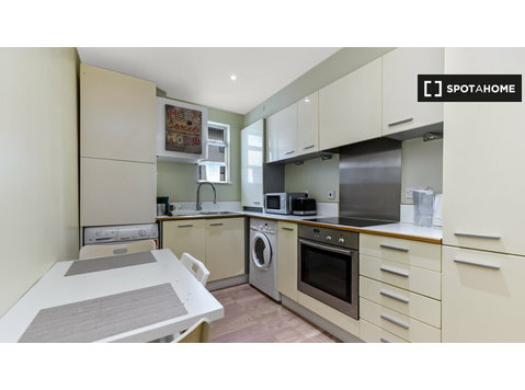 Apartamento de 3 quartos para alugar em Ealing, Londres - Apartamentos