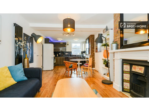 Apartamento de 3 quartos para alugar em Harlesden, Londres - Apartamentos