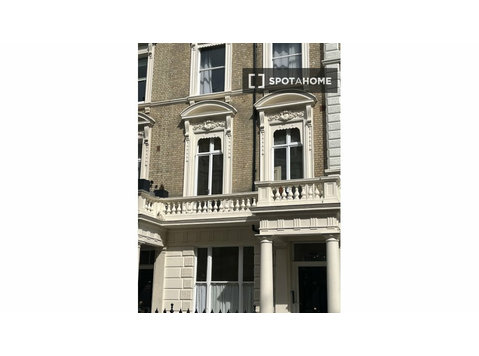 Apartamento de 3 quartos para alugar em Lancaster Gate,… - Apartamentos
