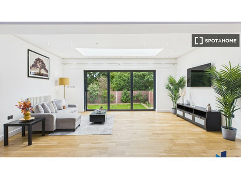 Apartamento de 4 habitaciones en alquiler en Purley,… - Pisos