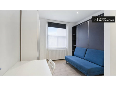 A Studio t for rent in Bayswater, London - Apartments