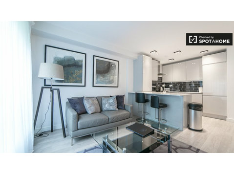 Incrível apartamento de 1 quarto para alugar em Tower… - Apartamentos