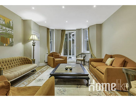 Beautiful Abode in Kensington Olympia - Apartments