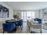 Canary Wharf- Interior Designed 2 Bedroom flat - Apartman Daireleri