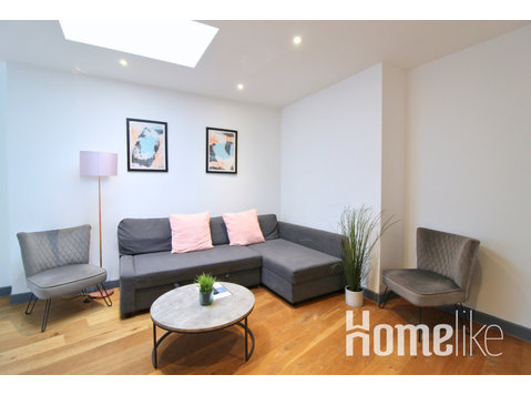 Canning Town 2 bedroom apartment - 公寓
