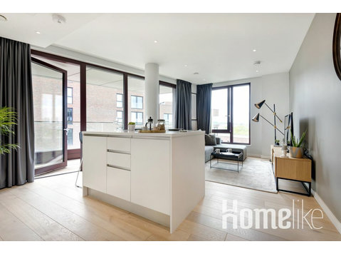 Gorgeous 2 bed 2 bath in Modern Camden Town Building - Byty