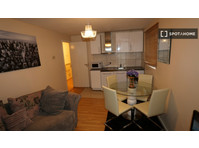 Interior flat to rent in Thamesmead, London