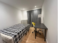 Minerva Close, London