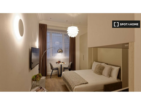 Semi studio apartment for rent in Notting Hill, London - 公寓
