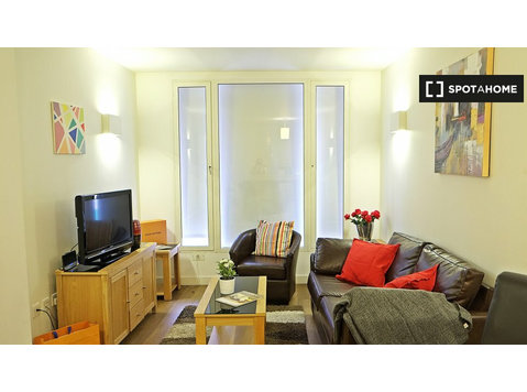 Apartamento con servicio de 1 dormitorio en alquiler en… - Pisos