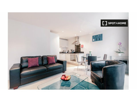 Serviced 2-Bedroom Apartment for rent in Epsom, London - Apartments