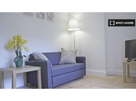 Serviced 2-Schlafzimmer-Apartment zu vermieten in Notting… - Wohnungen