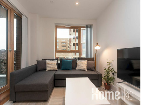 Spacious Bright Flat 20 Mins To Central London - Квартиры