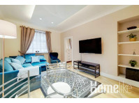 Standard 1 Bedroom Apartment near Marble Arch - דירות