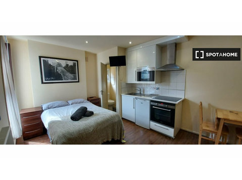 Studio Apartment for rent in Willesden Green, London - Apartments