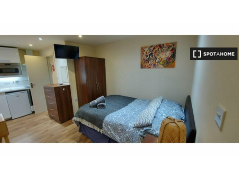 Studio apartment for rent in Kilburn, London - اپارٹمنٹ