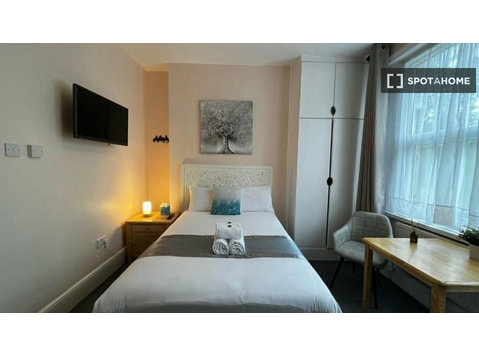 Apartamento estúdio para alugar em Londres - Apartamentos