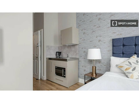 Studio apartment for rent in North Maida Vale, London - Asunnot